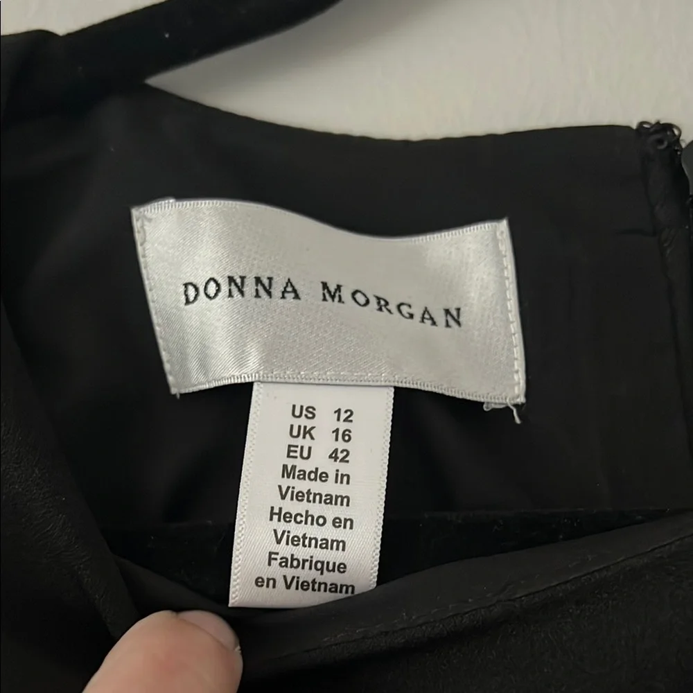 Donna‎ Morgan Elegant Black Women's Dress - Picture 2 of 4